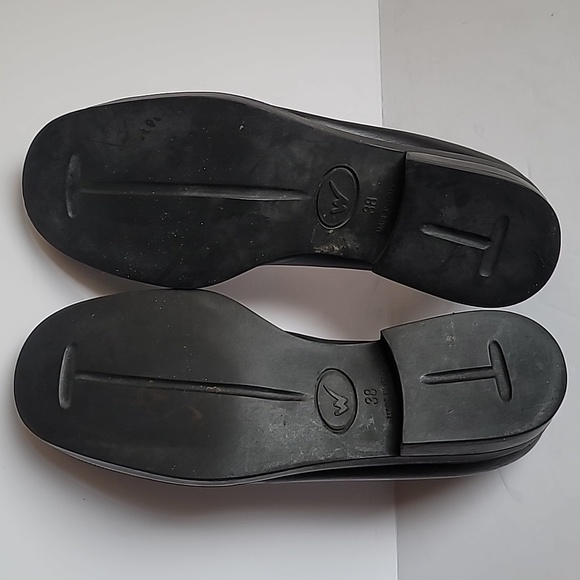 Walking Co. loafer leather black  unisex 38/ 7.5 womens collegiate preppy - Picture 6 of 8